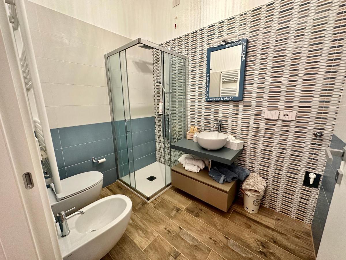 סן בנדטו דל טרנטו Bed Art Relaxing Suite - Appartamento Con Sauna Happiness Suite Gallery מראה חיצוני תמונה